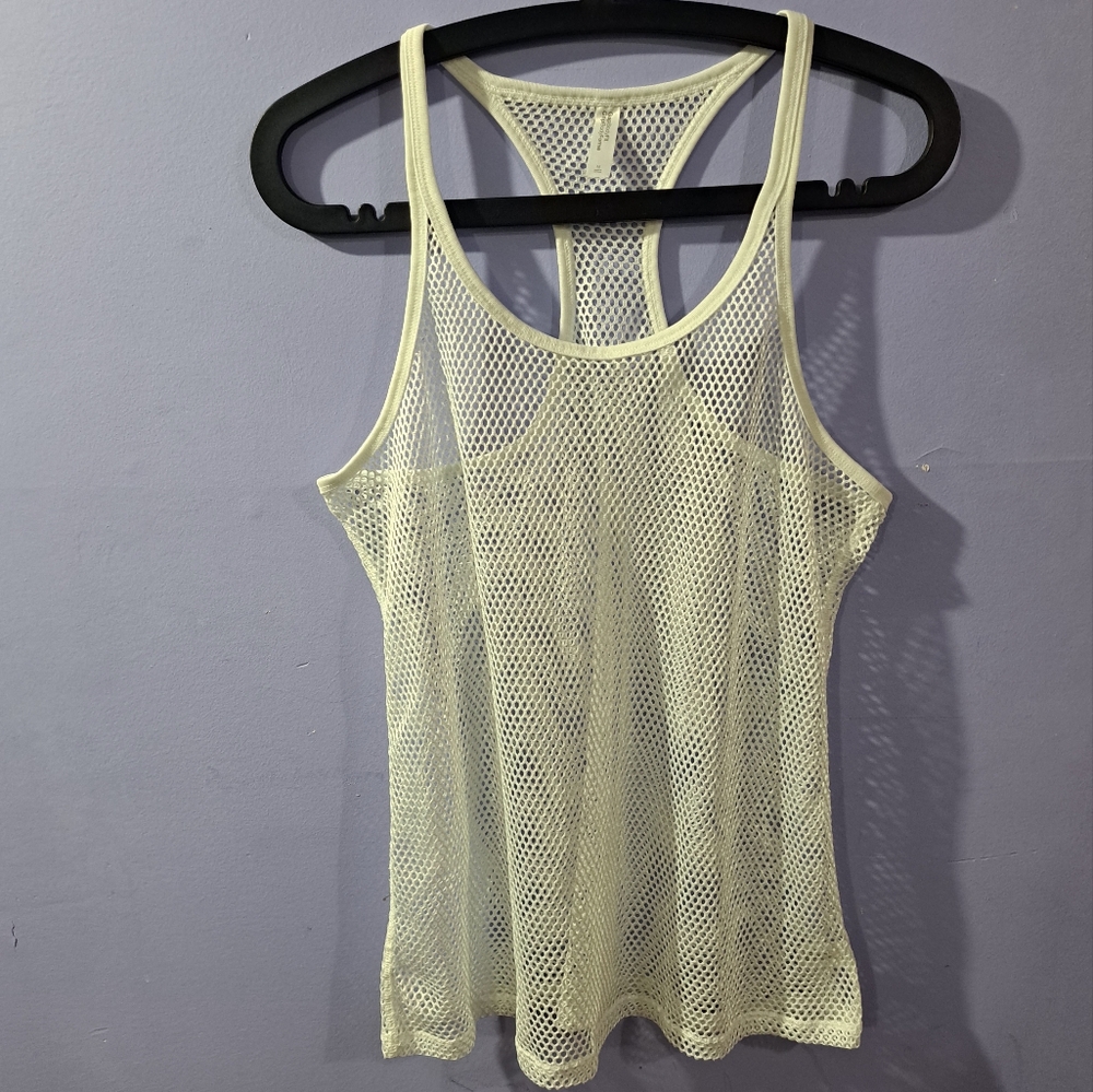 💖BUY 1 GET 1 FREE💖 GAP BODY FIT RACER BACK FISHNET TANK-M